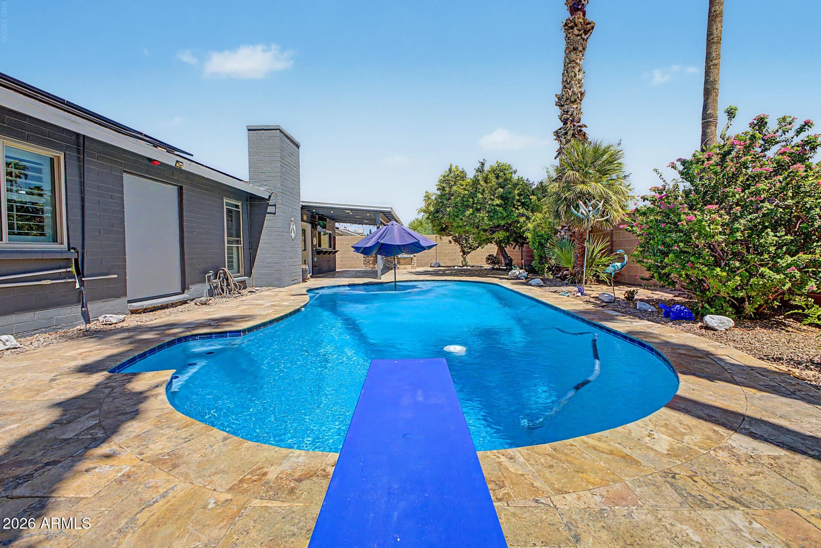 635 W LOS LAGOS VISTA Avenue, Mesa, AZ 85210 — photo 5 of 51