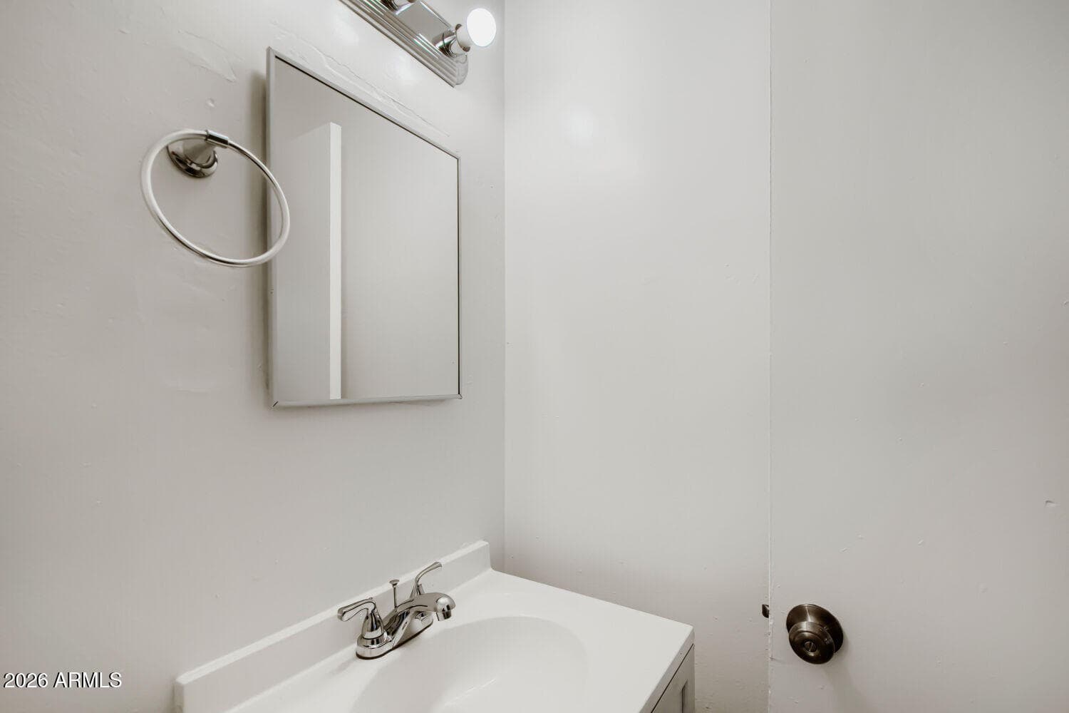 2818 W ECHO Lane W, Phoenix, AZ 85051 — photo 16 of 27