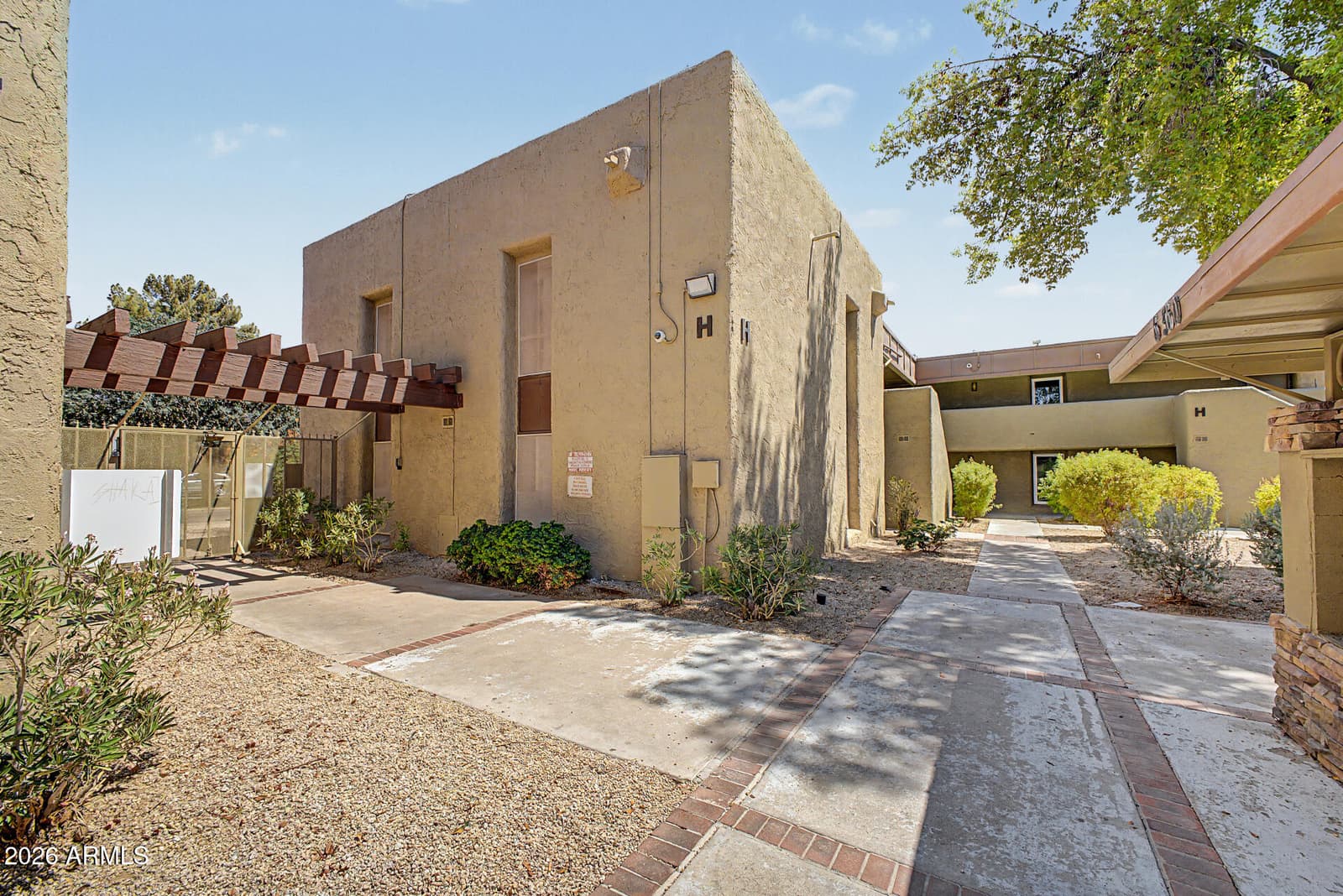 1701 W TUCKEY Lane 236, Phoenix, AZ 85015 — photo 26 of 31