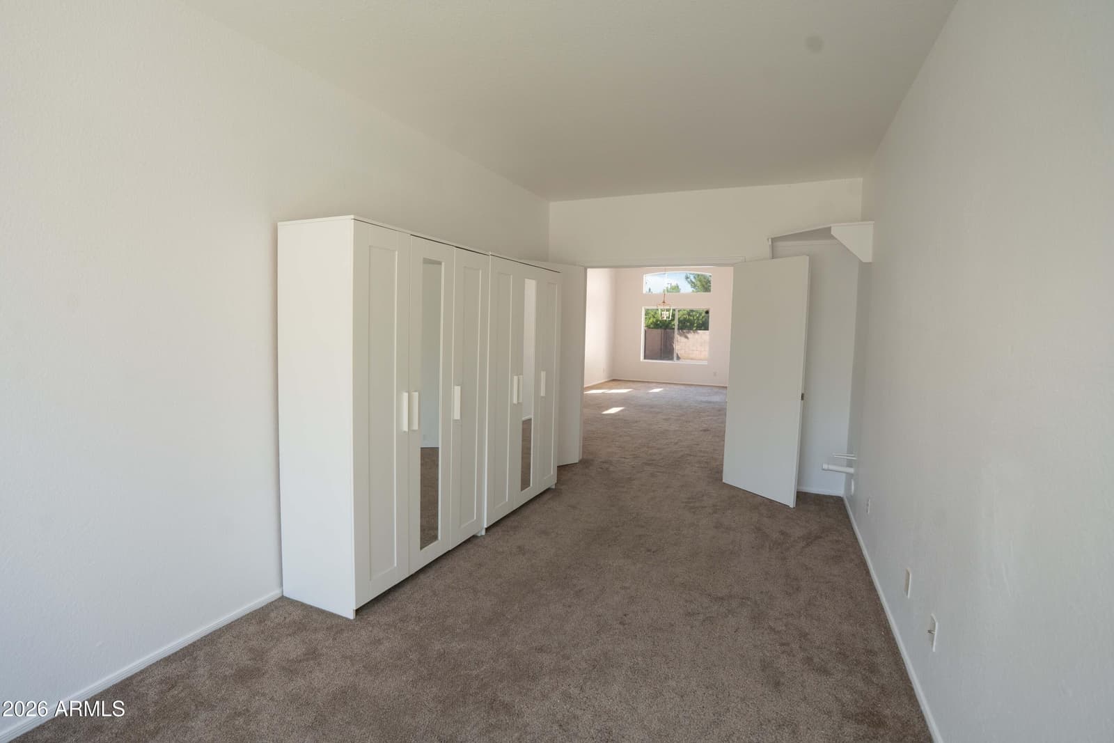 2390 W Indigo Drive, Chandler, AZ 85248 — photo 6 of 36