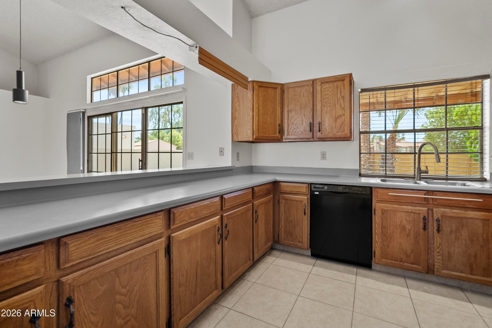549 E Glencove Street, Mesa, AZ 85203 — photo 13 of 40