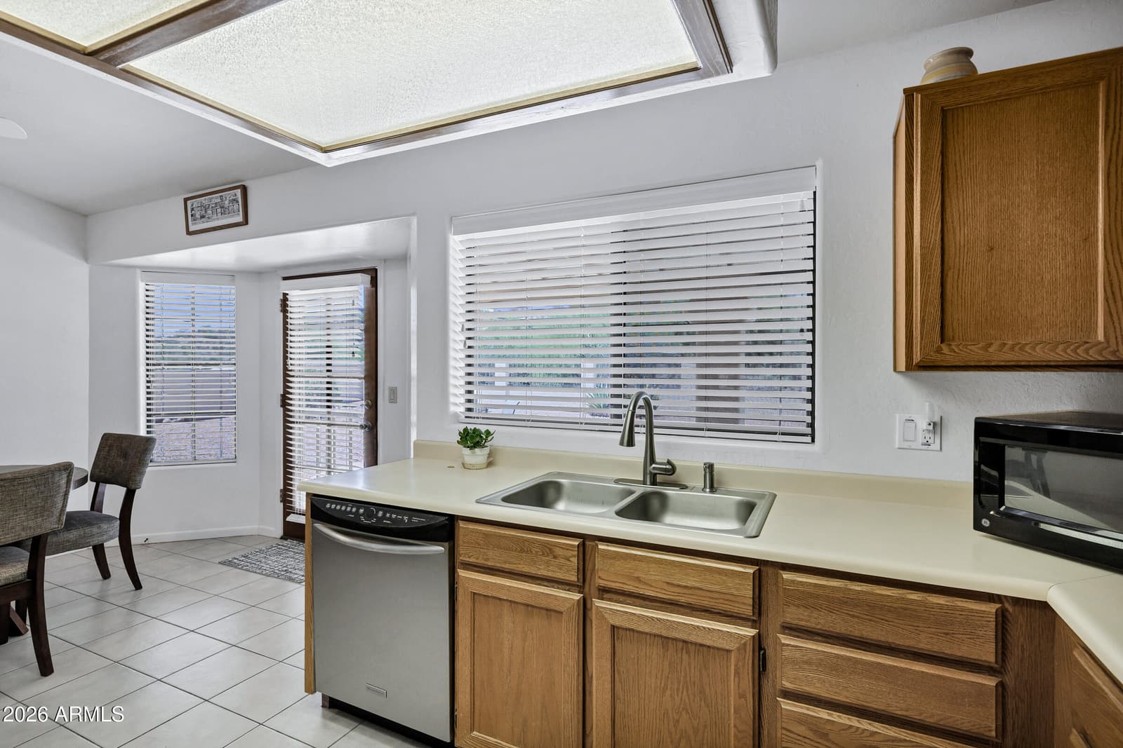 16220 N ASPEN Drive, Fountain Hills, AZ 85268 — photo 12 of 38