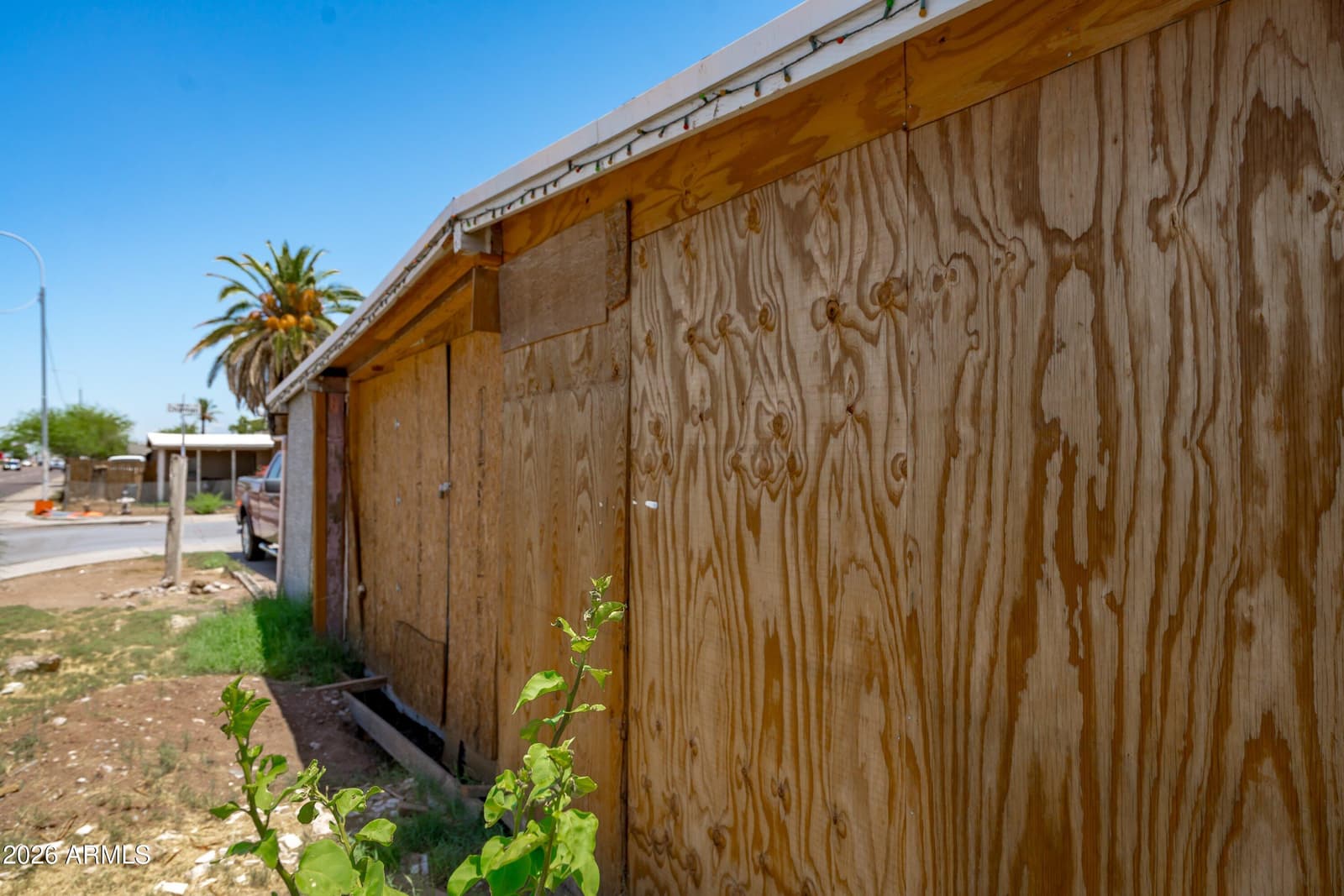 1845 W CHIPMAN Road, Phoenix, AZ 85041 — photo 5 of 24