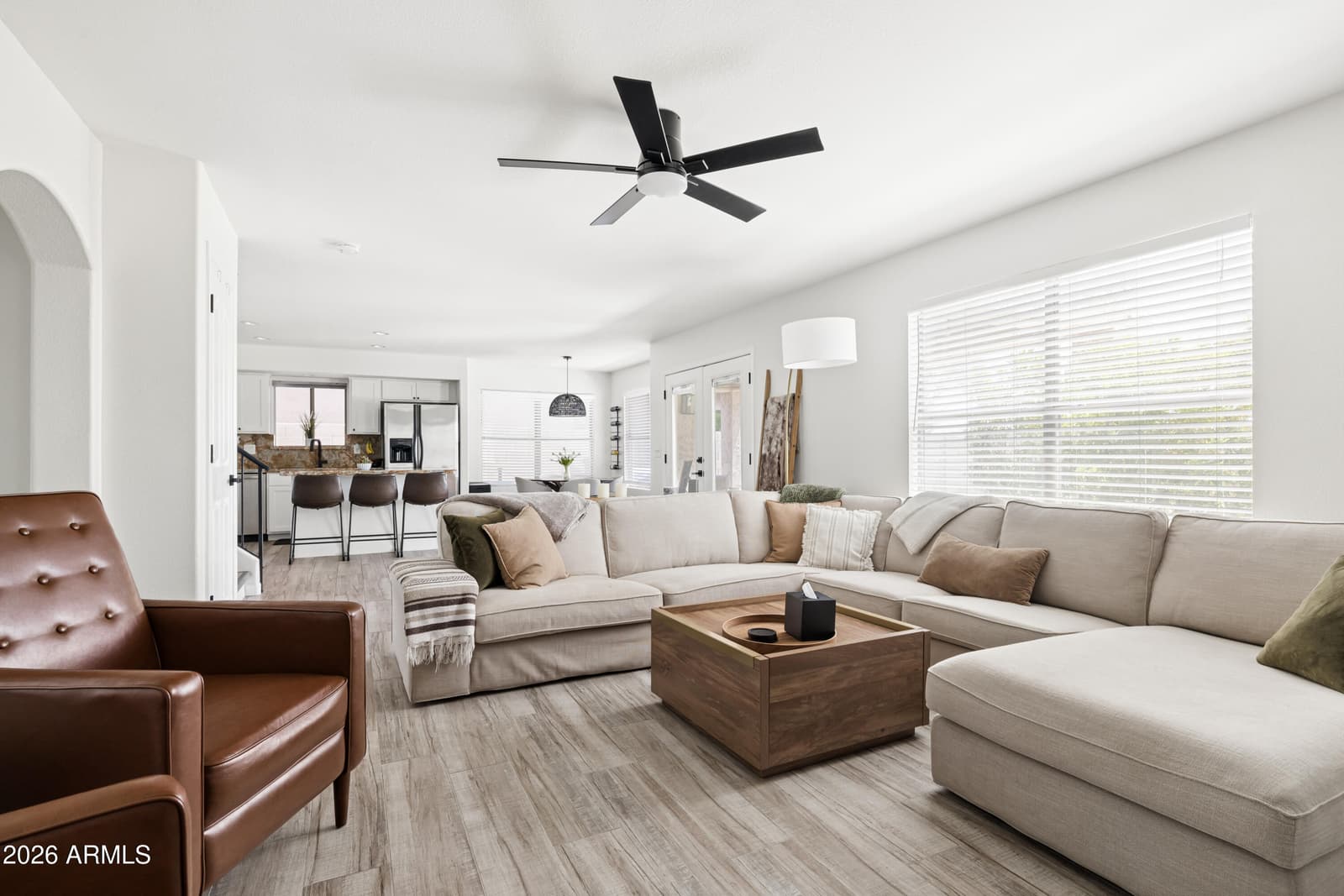 4323 E LONE CACTUS Drive, Phoenix, AZ 85050 — photo 15 of 35