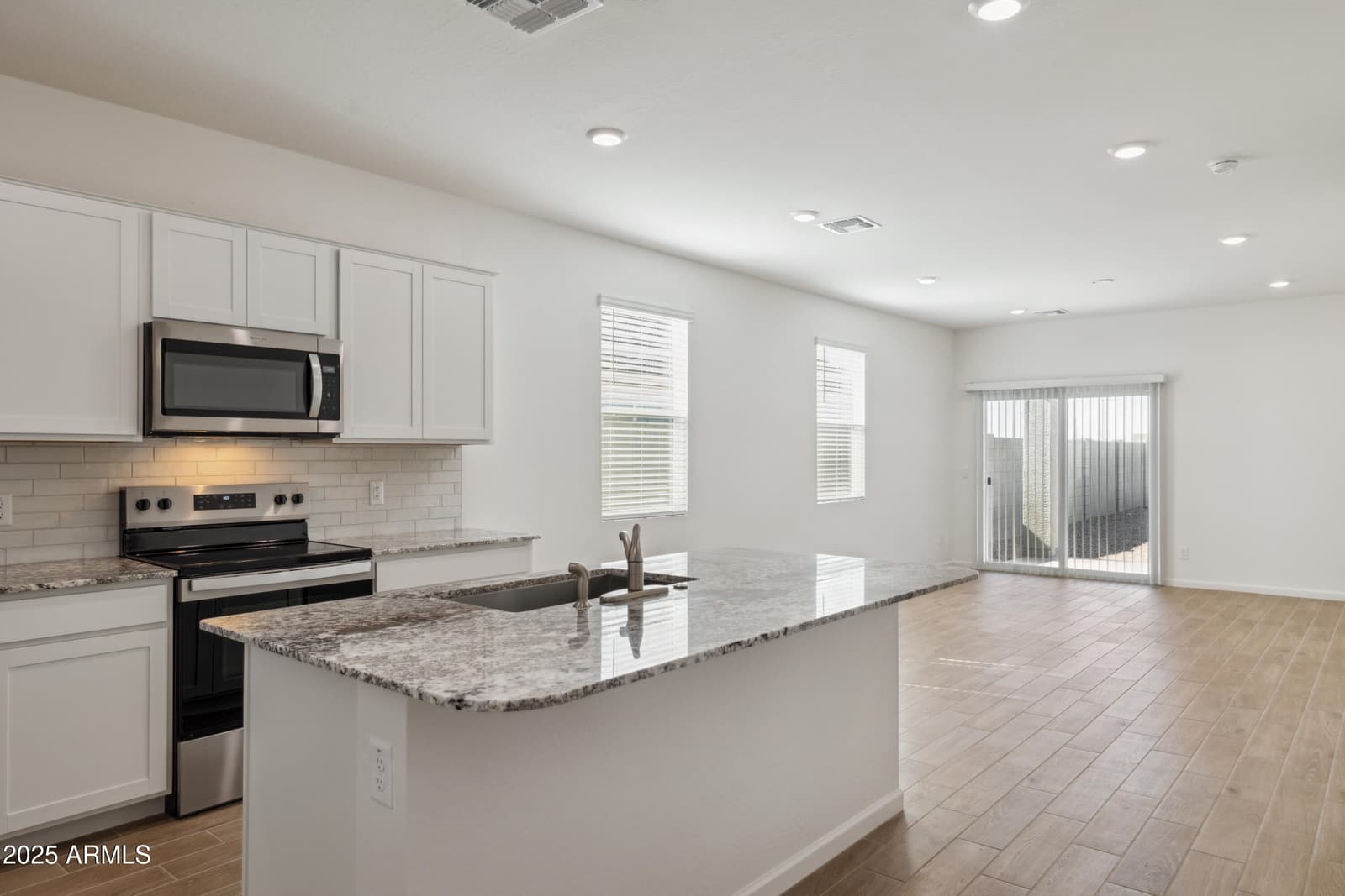 25429 W LA SALLE Street, Buckeye, AZ 85326 — photo 4 of 12