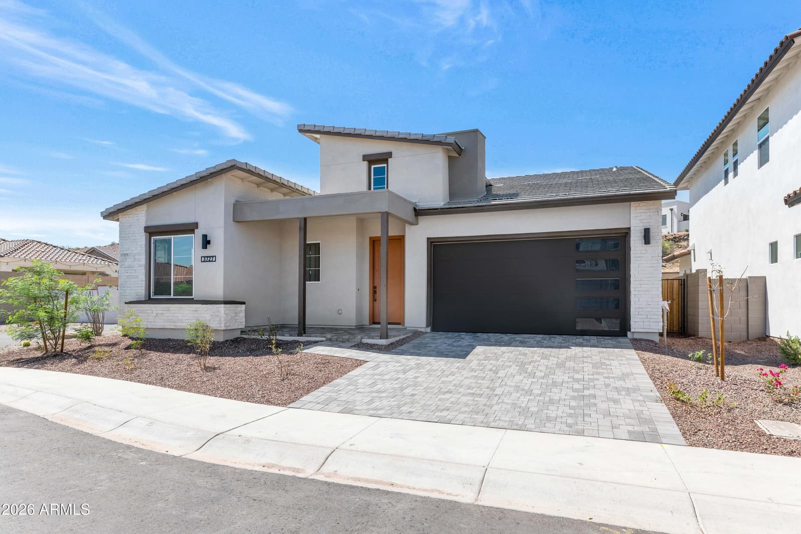 3727 E FAWN Drive, Phoenix, AZ 85042 — photo 2 of 21