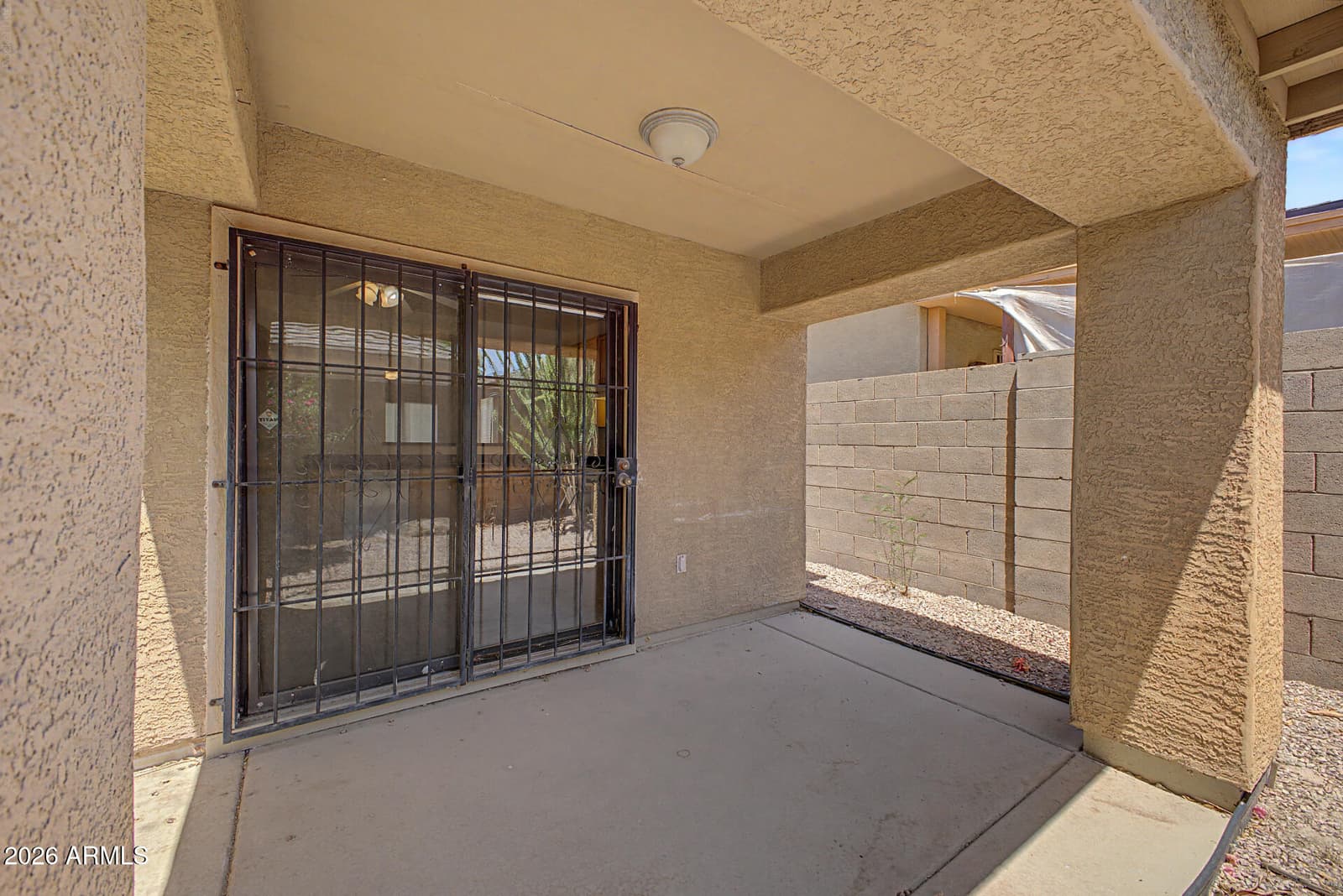 823 W LYDIA Lane, Phoenix, AZ 85041 — photo 6 of 27