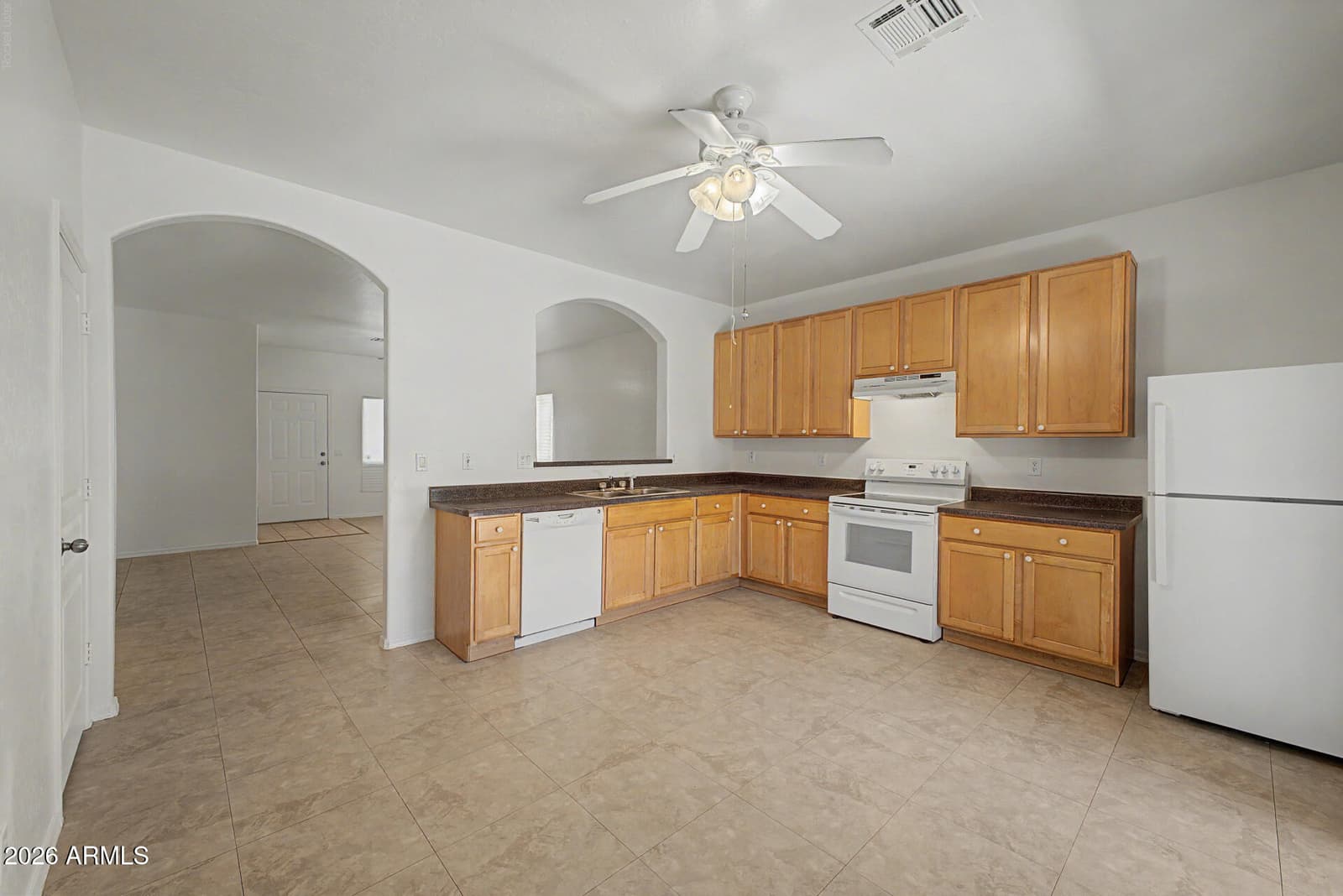 823 W LYDIA Lane, Phoenix, AZ 85041 — photo 12 of 27
