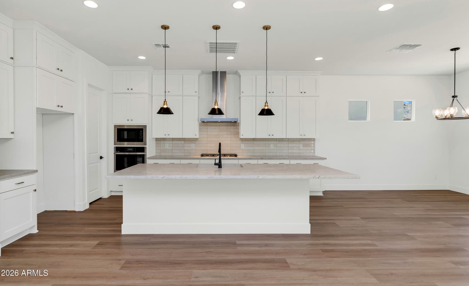 3723 E FAWN Drive, Phoenix, AZ 85042 — photo 13 of 33