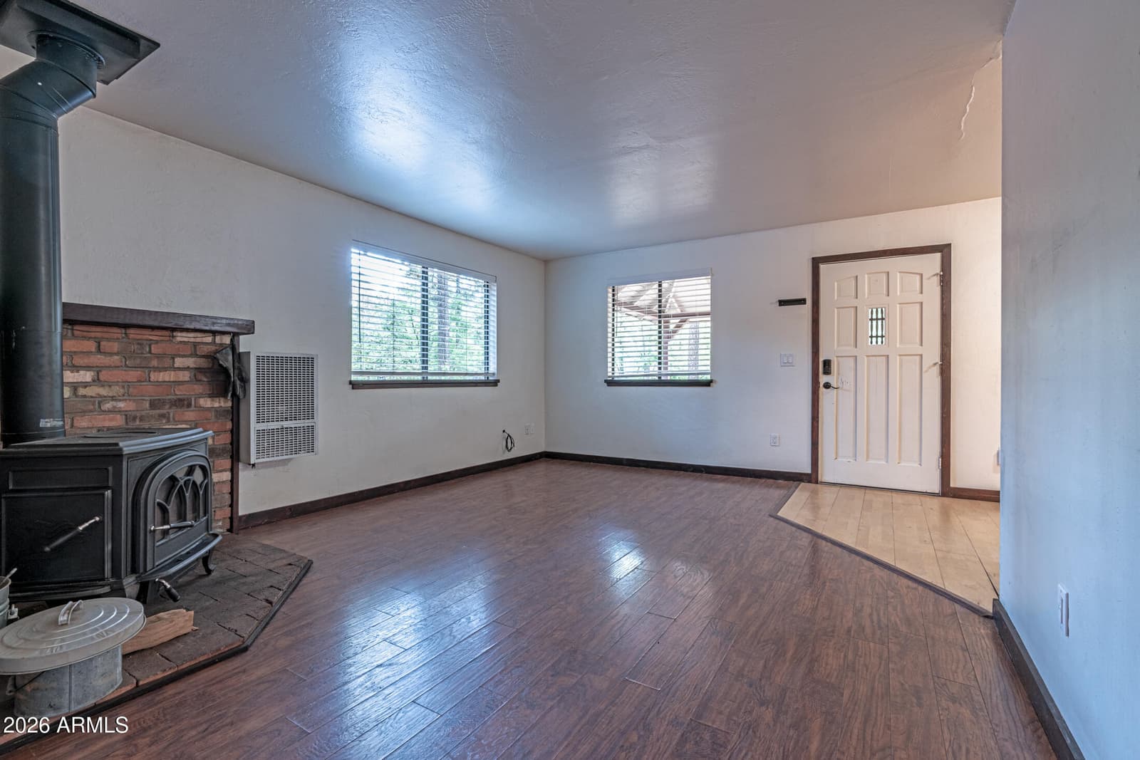 1709 E GOBBLER PEAK Lane, Pinetop, AZ 85935 — photo 5 of 24