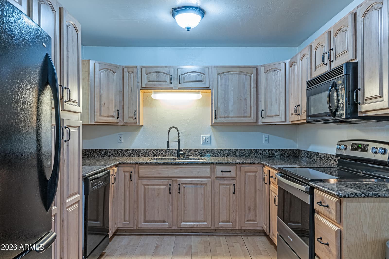 1709 E GOBBLER PEAK Lane, Pinetop, AZ 85935 — photo 9 of 24