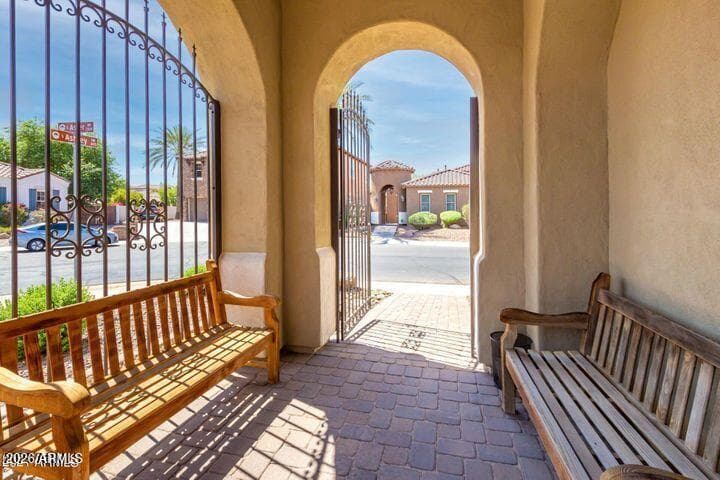 2318 E Aster Drive, Chandler, AZ 85286 — photo 5 of 10
