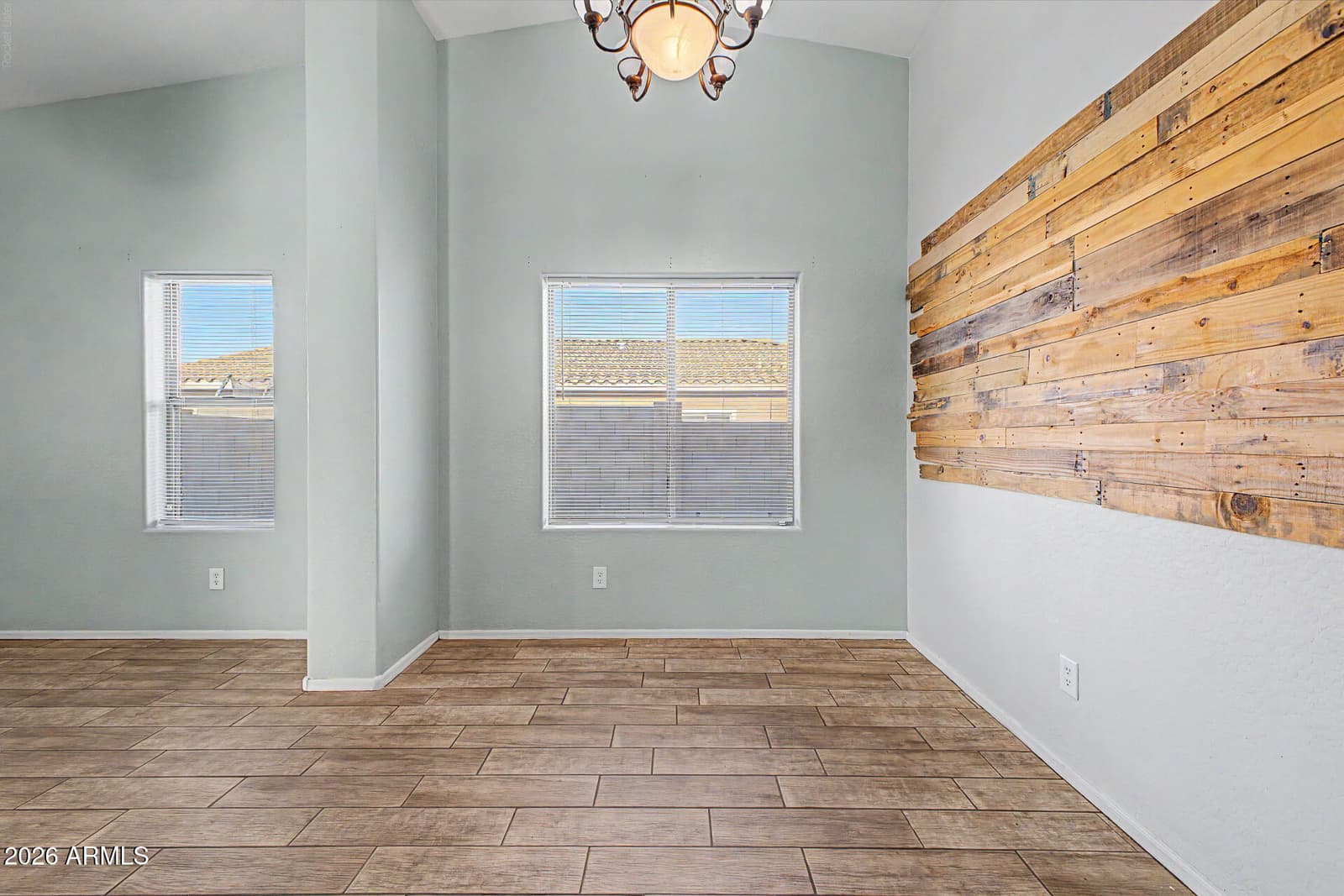 518 W BLACK HAWK Place, Casa Grande, AZ 85122 — photo 6 of 34