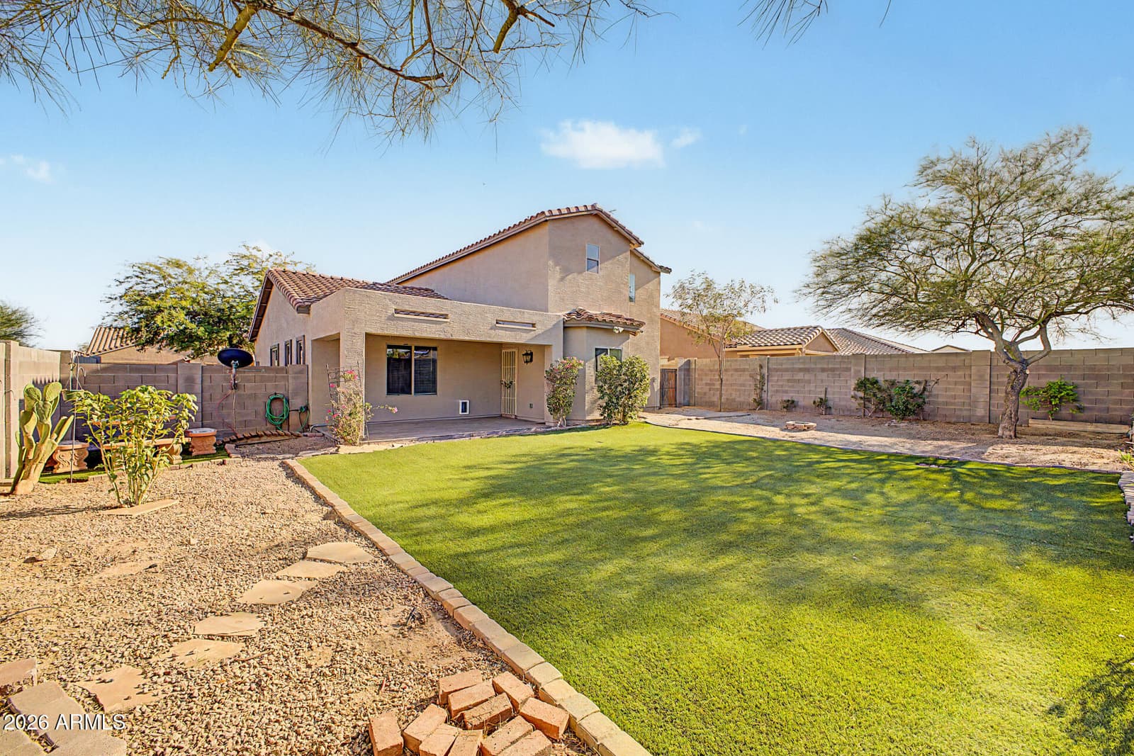 518 W BLACK HAWK Place, Casa Grande, AZ 85122 — photo 33 of 34