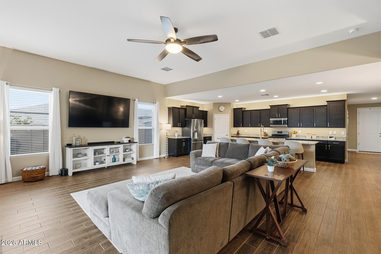13836 W REMUDA Drive, Peoria, AZ 85383 — photo 4 of 40