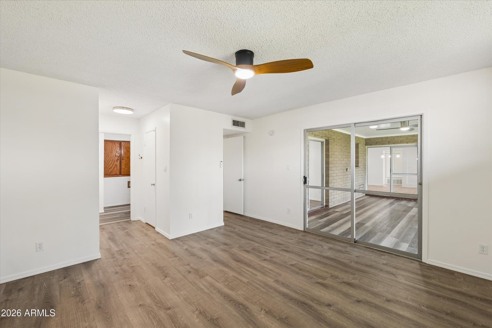 1107 E BALBOA Drive, Tempe, AZ 85282 — photo 12 of 47