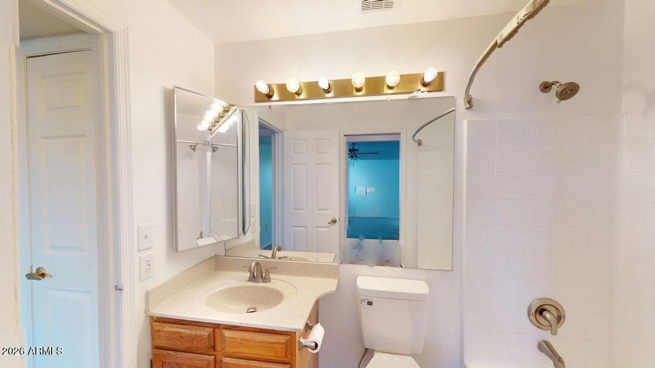 1331 W BASELINE Road 209, Mesa, AZ 85202 — photo 21 of 23