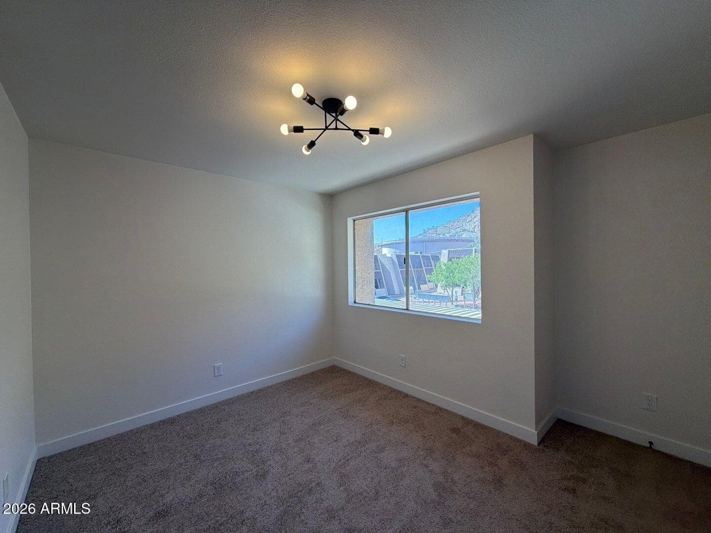 1601 W SUNNYSIDE Drive 121, Phoenix, AZ 85029 — photo 33 of 38