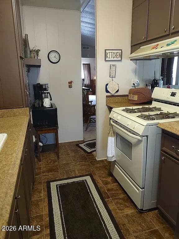 311 Lampliter Village, Clarkdale, AZ 86324 — photo 10 of 34
