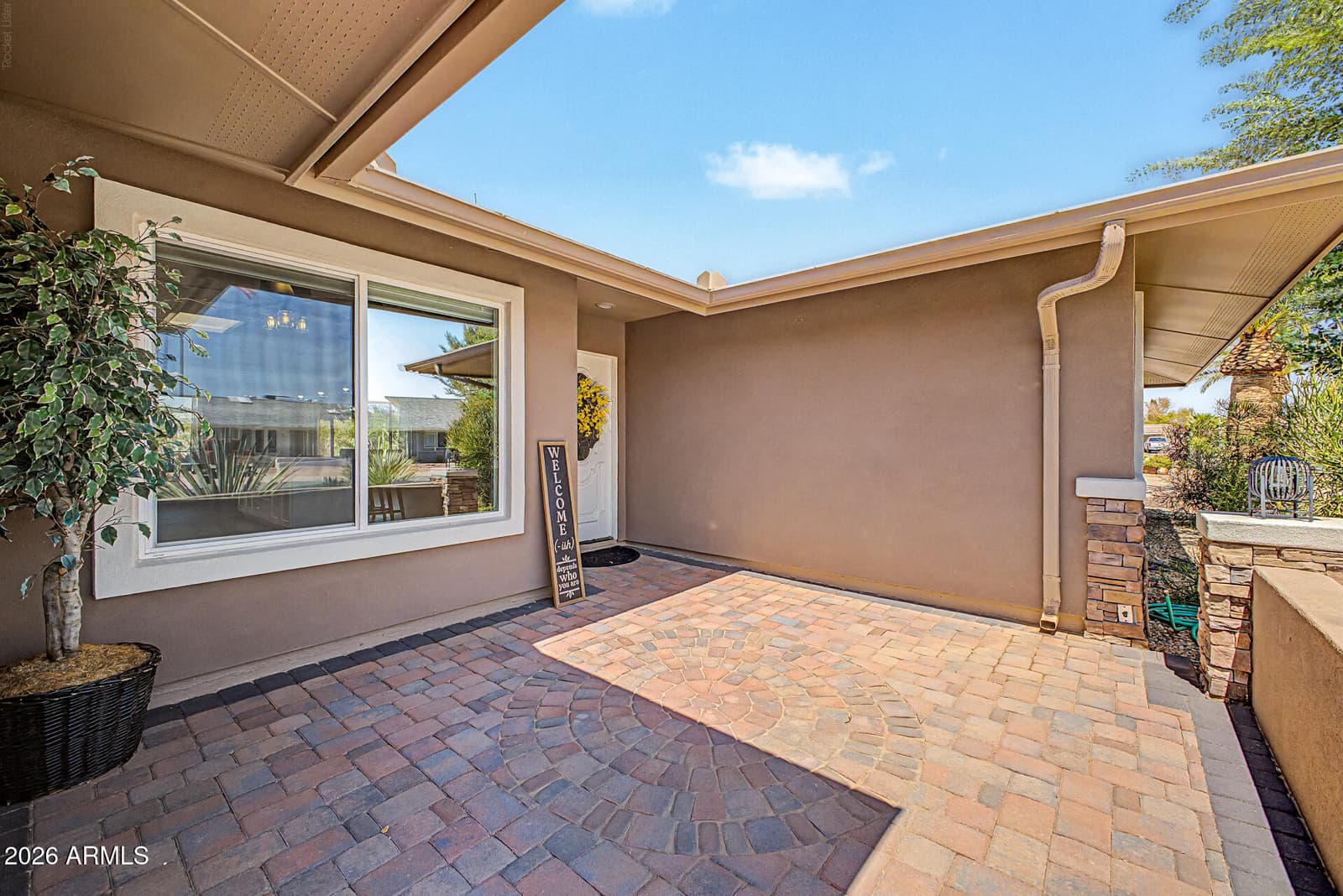 9418 W INDIAN HILLS Drive, Sun City, AZ 85351 — photo 6 of 37