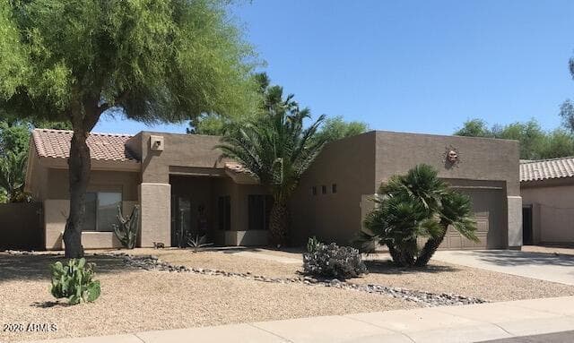 13264 W EDGEMONT Avenue, Goodyear, AZ 85395 — photo 2 of 9
