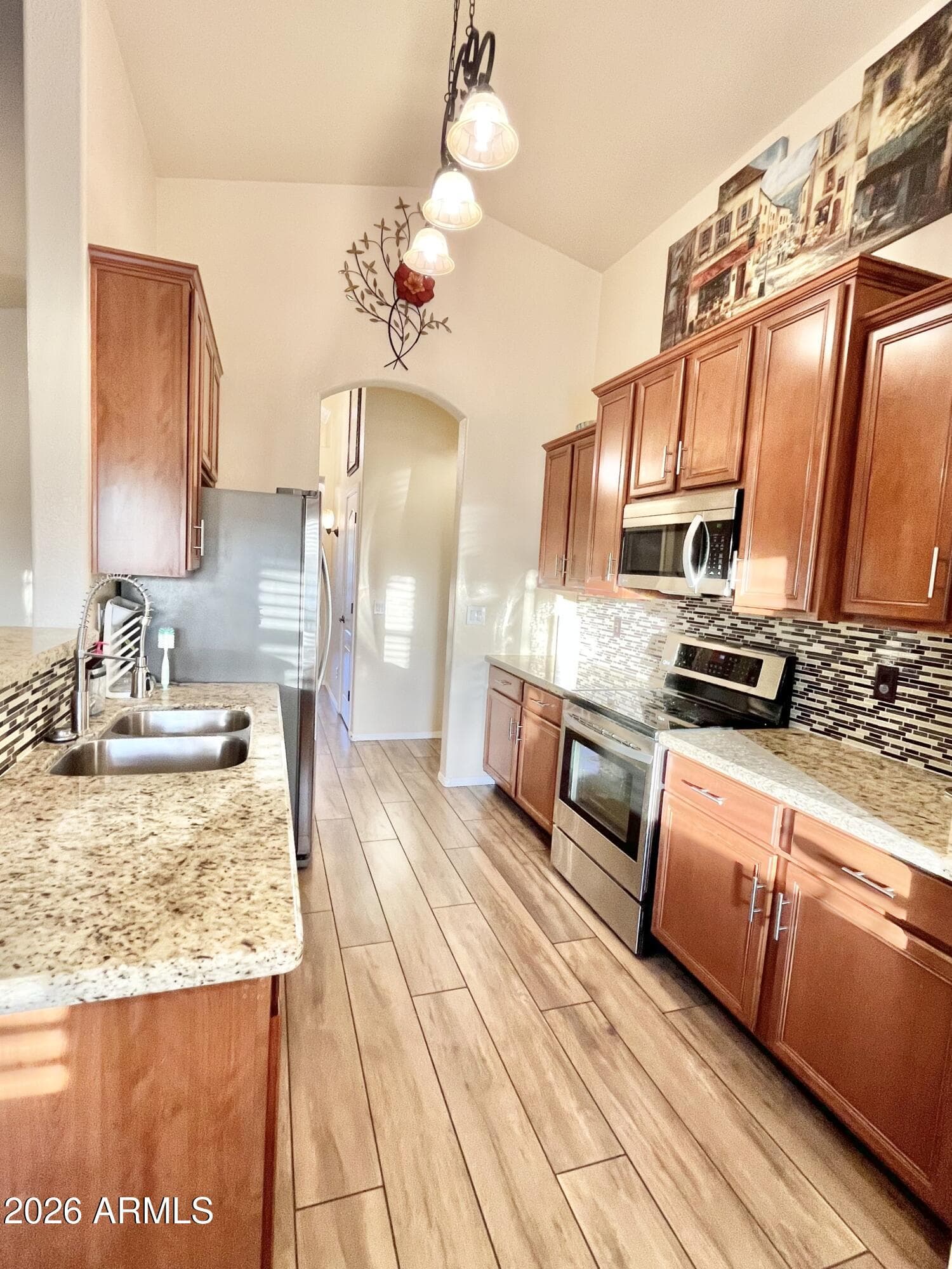 6914 S 22nd Lane, Phoenix, AZ 85041 — photo 10 of 33