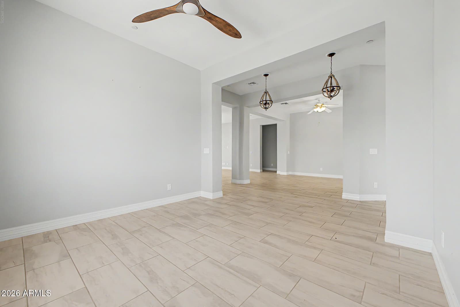 7563 W ELECTRA Lane, Peoria, AZ 85383 — photo 6 of 50