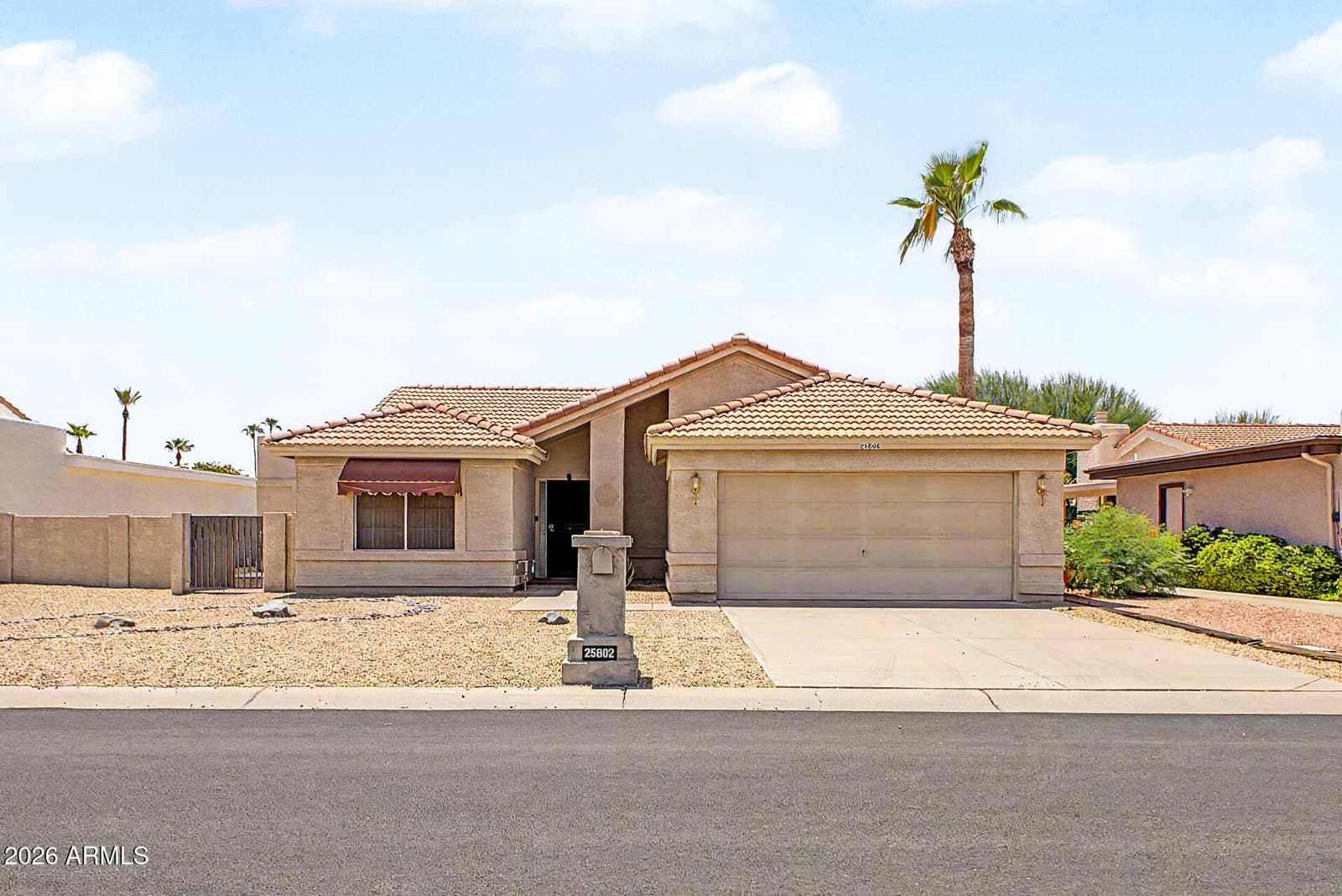 25802 S HOWARD Drive, Sun Lakes, AZ 85248 — photo 1 of 39