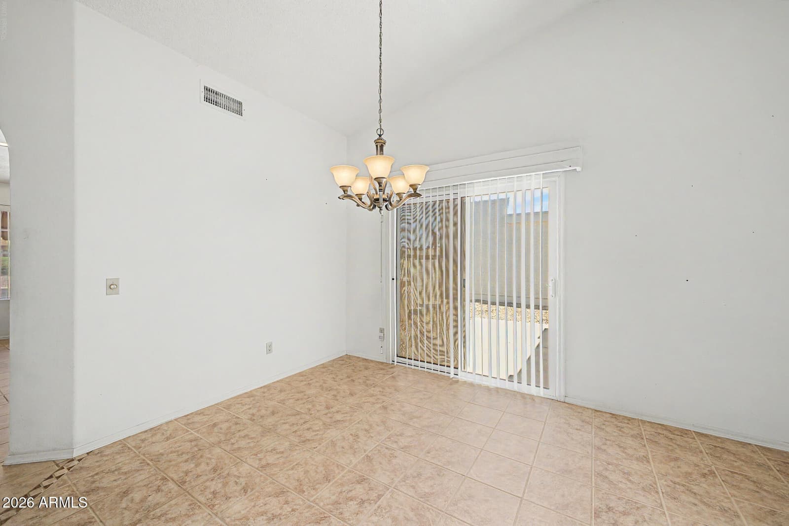 25802 S HOWARD Drive, Sun Lakes, AZ 85248 — photo 11 of 39