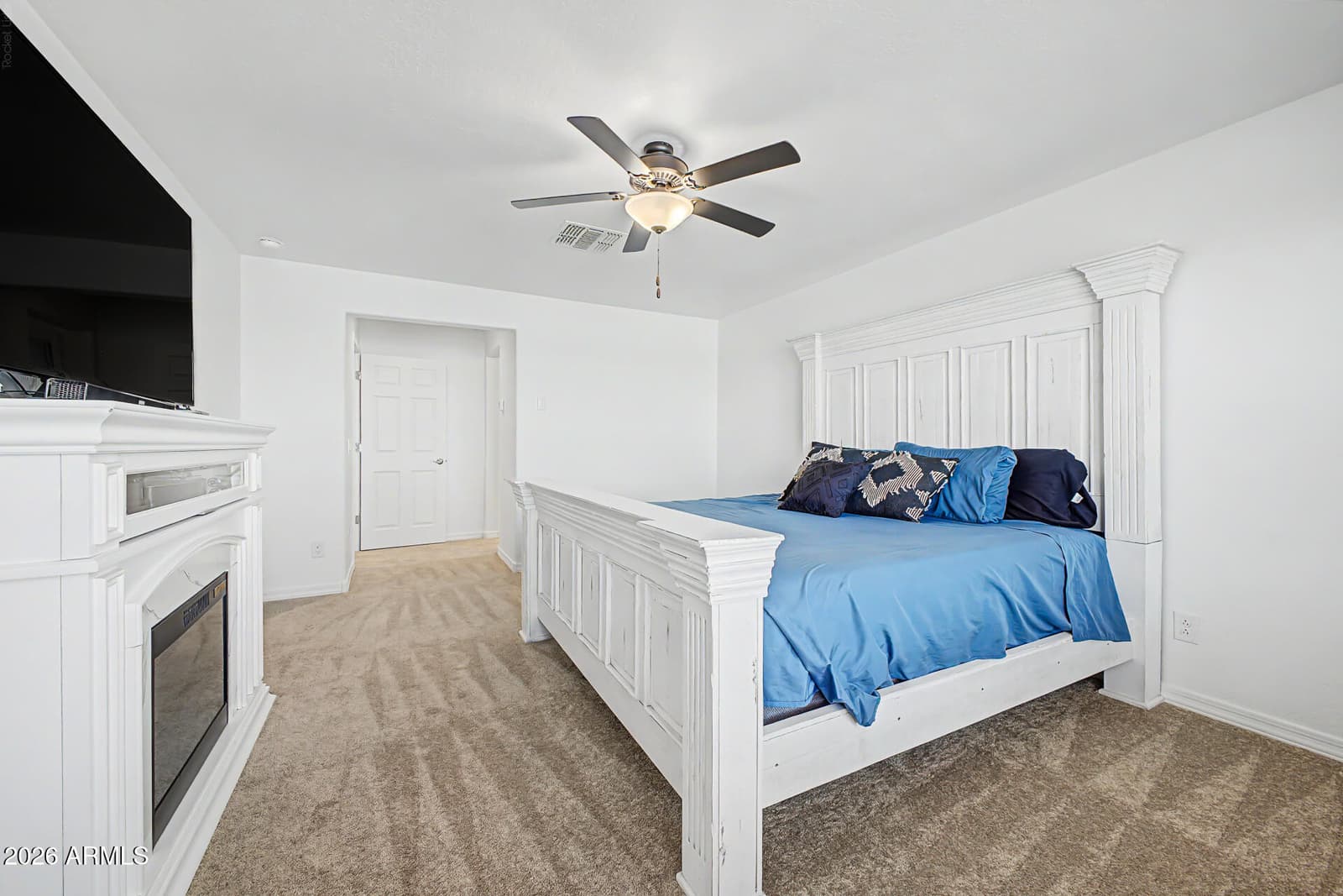 3811 S 57TH Drive, Phoenix, AZ 85043 — photo 18 of 36