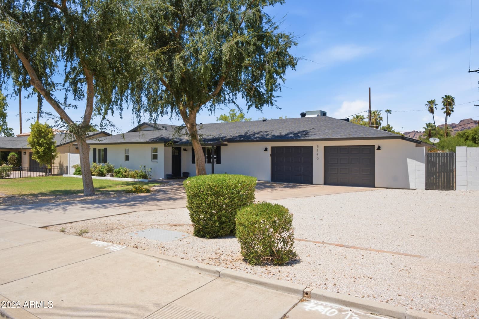 5140 E OSBORN Road, Phoenix, AZ 85018 — photo 3 of 37