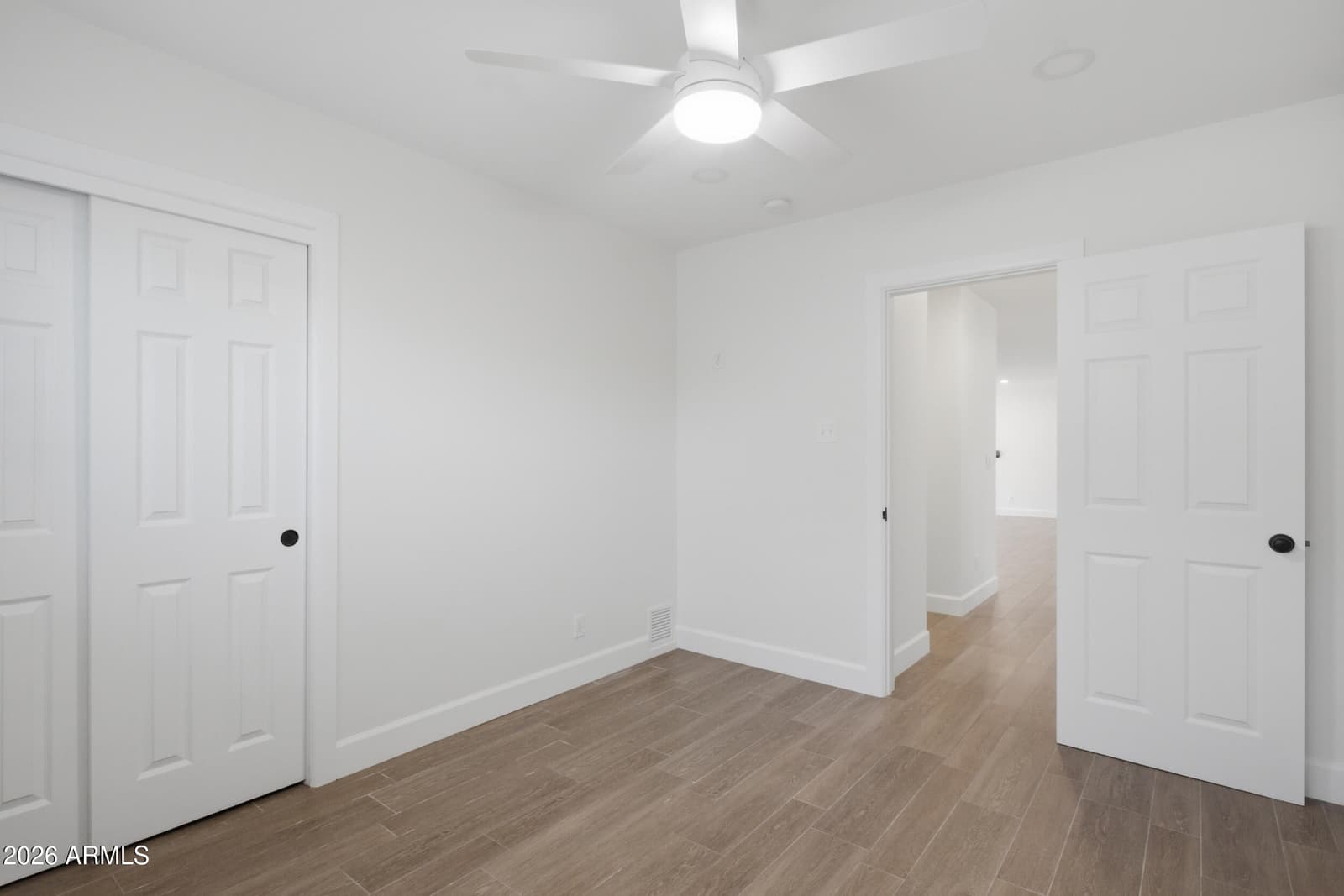 5140 E OSBORN Road, Phoenix, AZ 85018 — photo 25 of 37