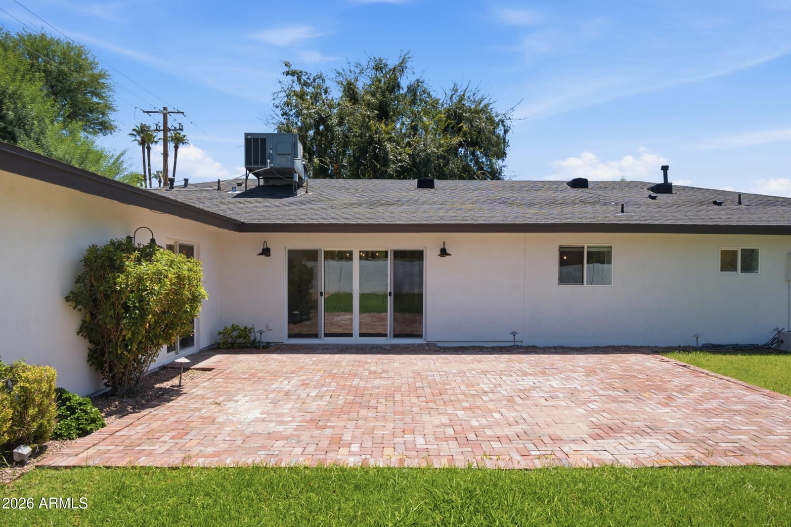 5140 E OSBORN Road, Phoenix, AZ 85018 — photo 33 of 37