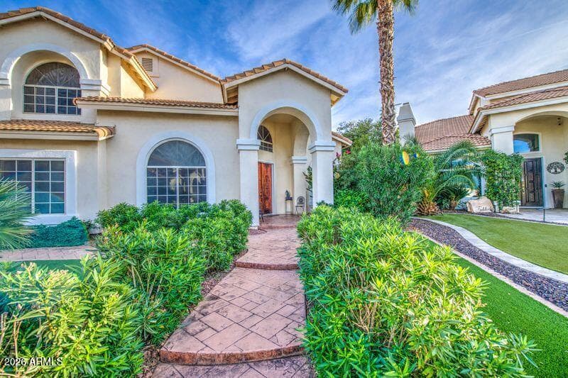 2201 E TAHITIAN Way, Gilbert, AZ 85234 — photo 3 of 138
