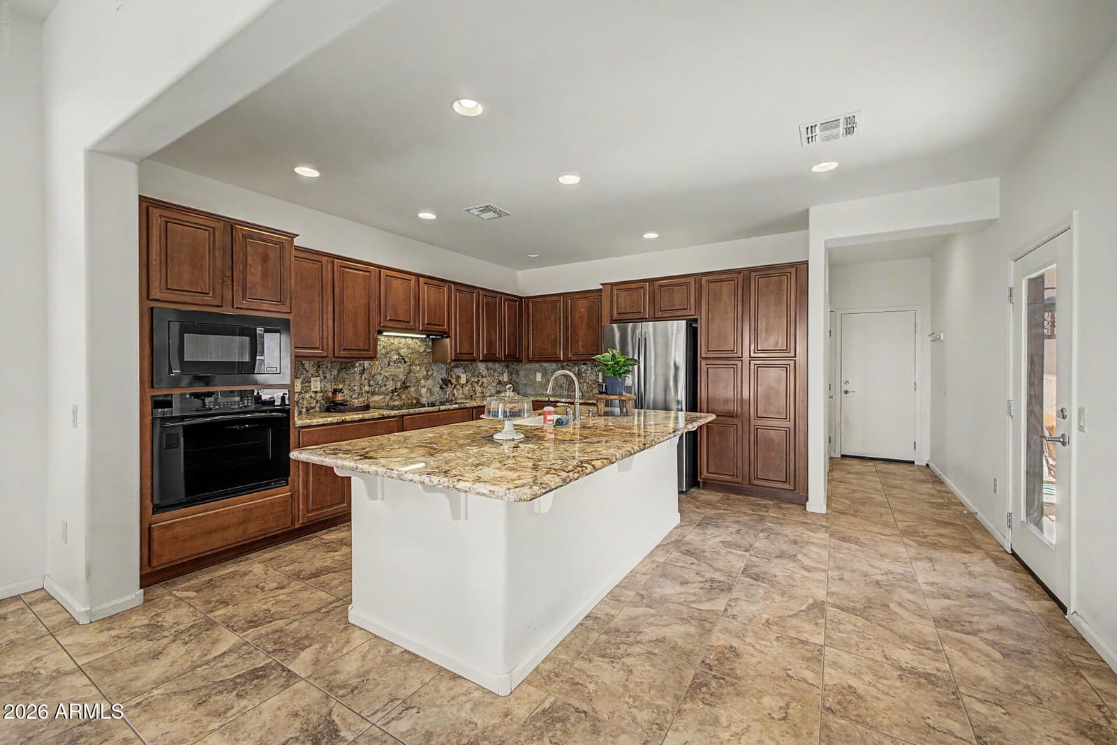 59927 E ARROYO GRANDE Drive, Oracle, AZ 85623 — photo 2 of 40