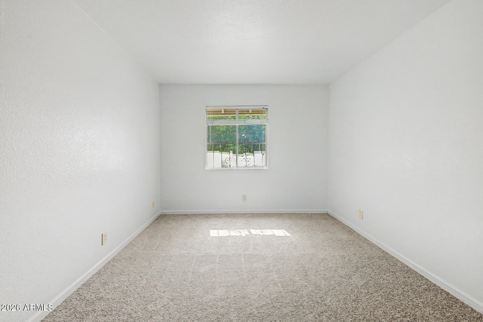 8841 N 12TH Place, Phoenix, AZ 85020 — photo 16 of 30