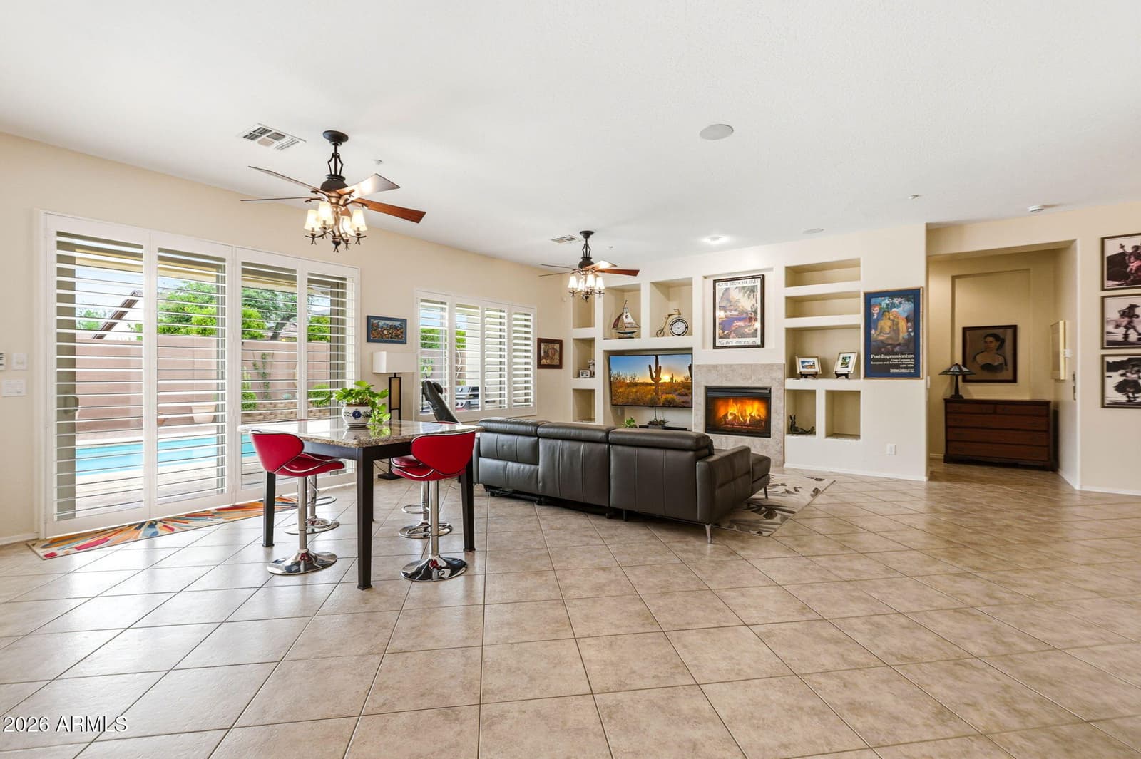 41812 N IRON HORSE Court, Anthem, AZ 85086 — photo 5 of 42