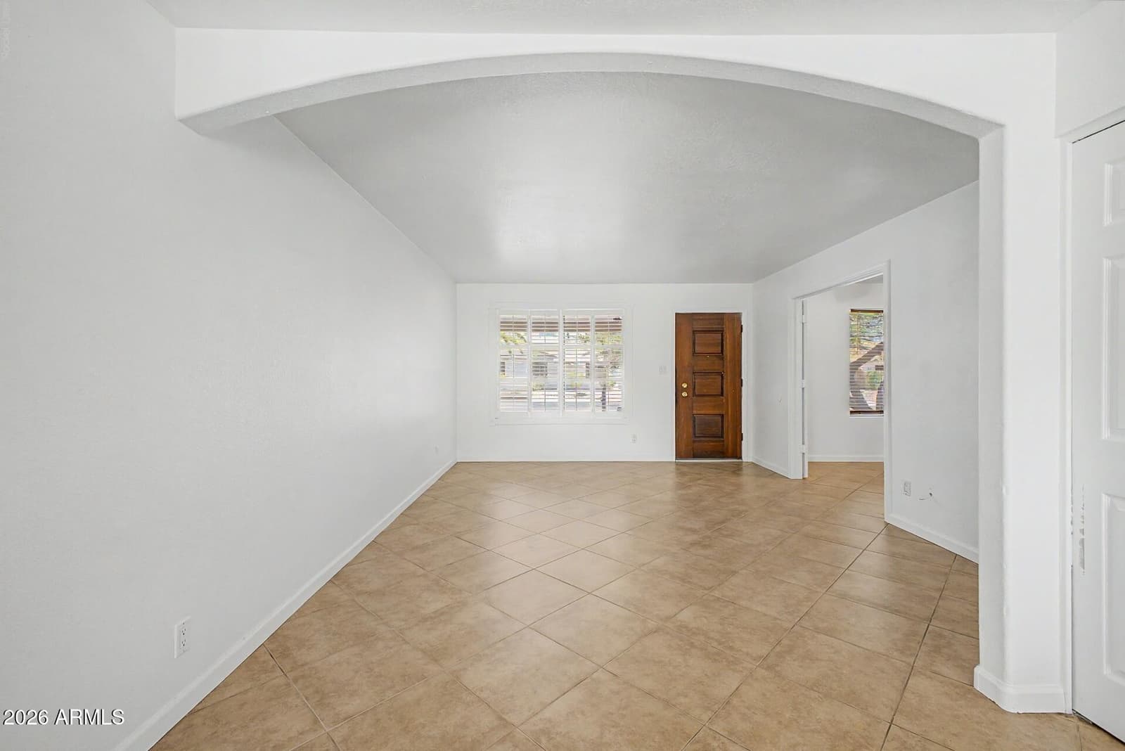 4523 E ALTA MESA Avenue, Phoenix, AZ 85044 — photo 6 of 27