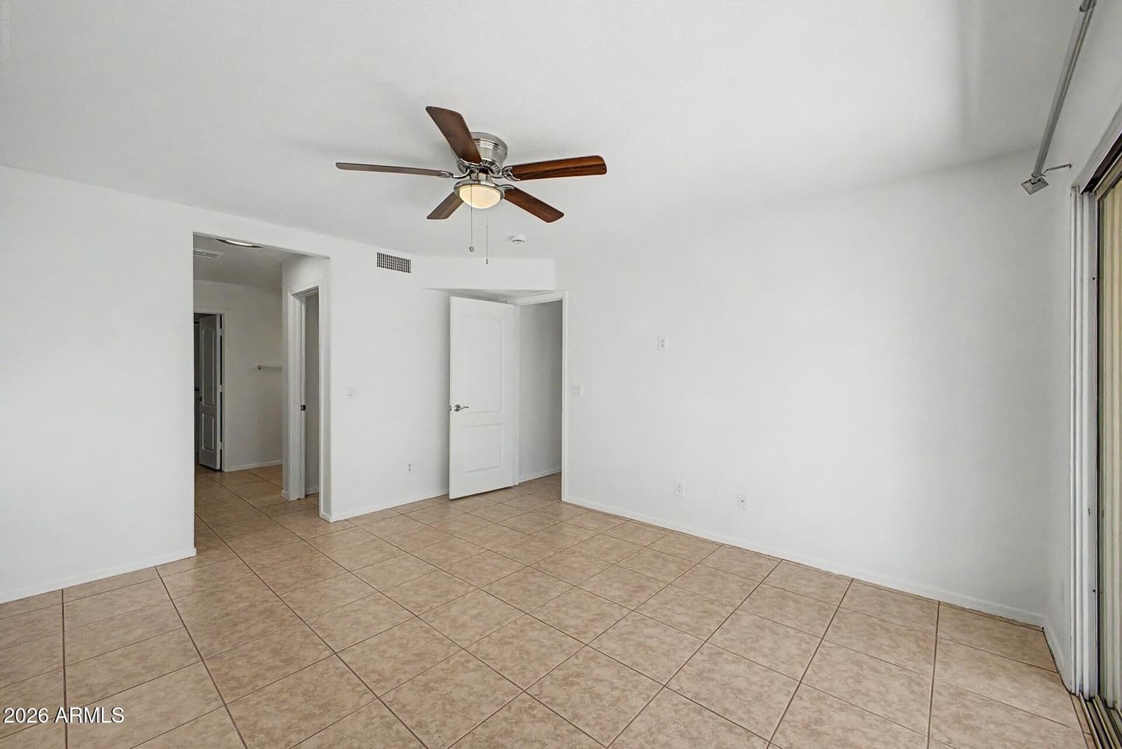 109 W SAGEBRUSH Street, Gilbert, AZ 85233 — photo 15 of 36