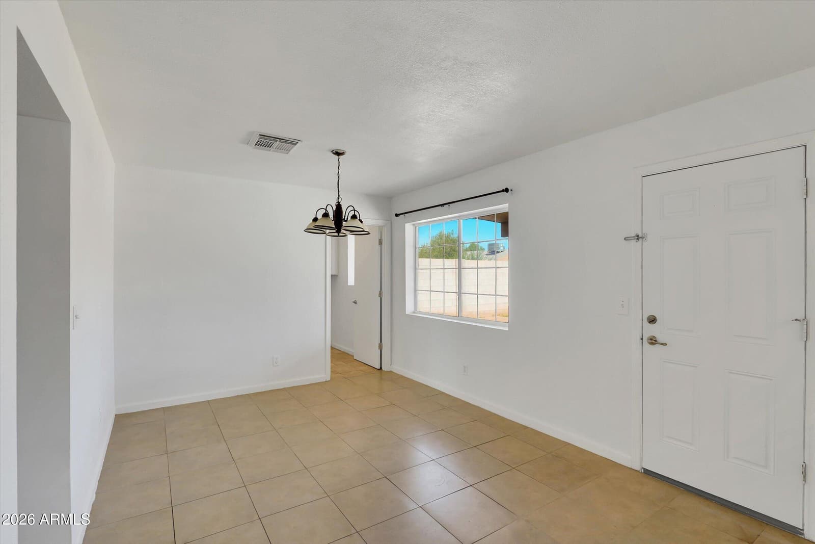 1056 W HACKAMORE Street, Mesa, AZ 85201 — photo 9 of 29