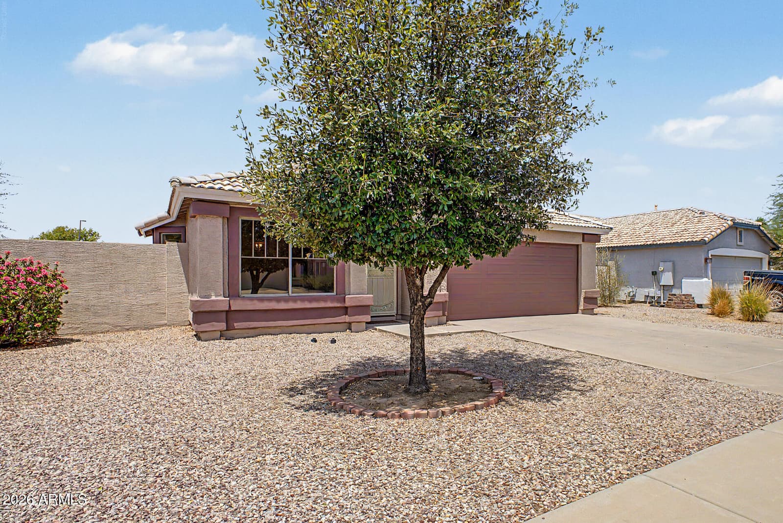 3866 S JOSHUA TREE Lane, Gilbert, AZ 85297 — photo 6 of 46