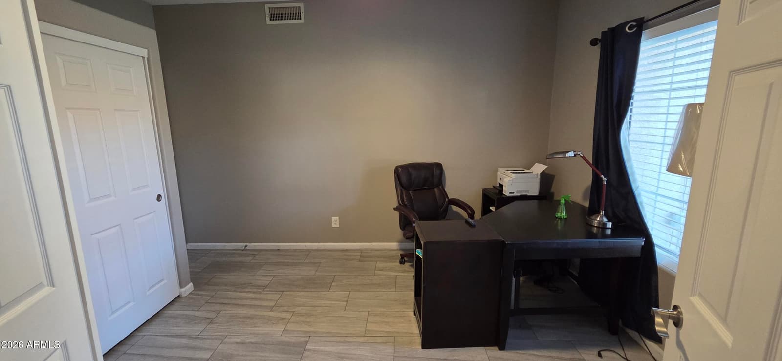 3124 N MEADOW Drive, Avondale, AZ 85392 — photo 10 of 33
