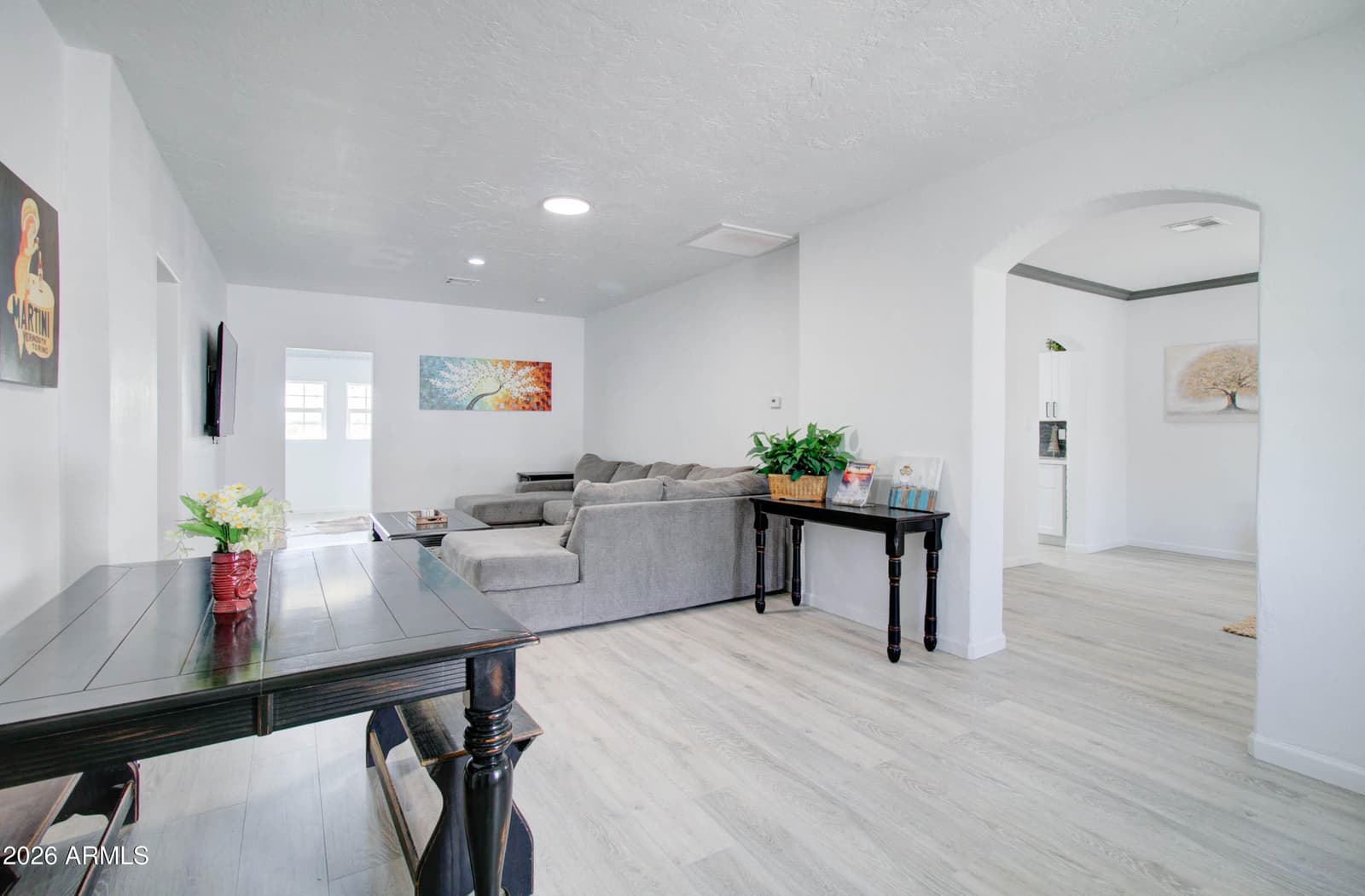 258 S SUTHERLAND Street, Globe, AZ 85501 — photo 13 of 33