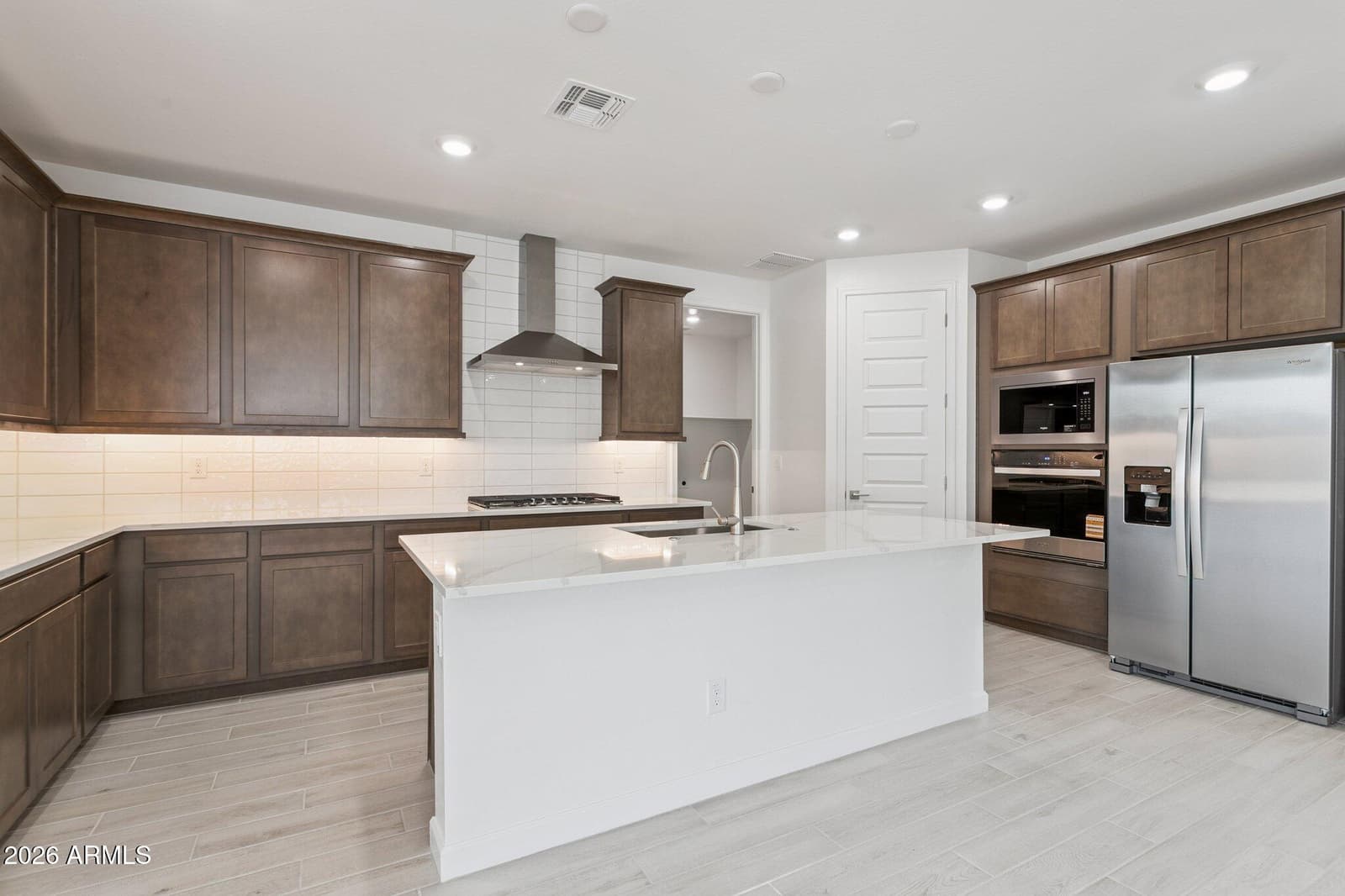 27465 N 69TH Lane, Peoria, AZ 85383 — photo 9 of 30