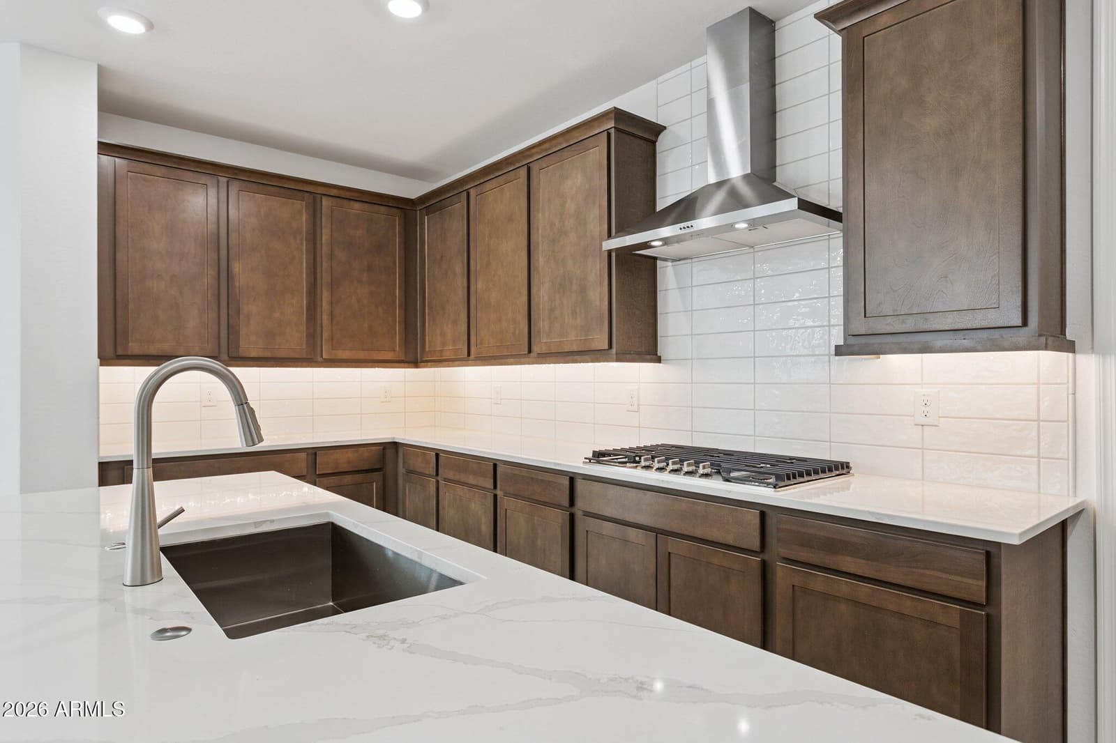 27465 N 69TH Lane, Peoria, AZ 85383 — photo 11 of 30