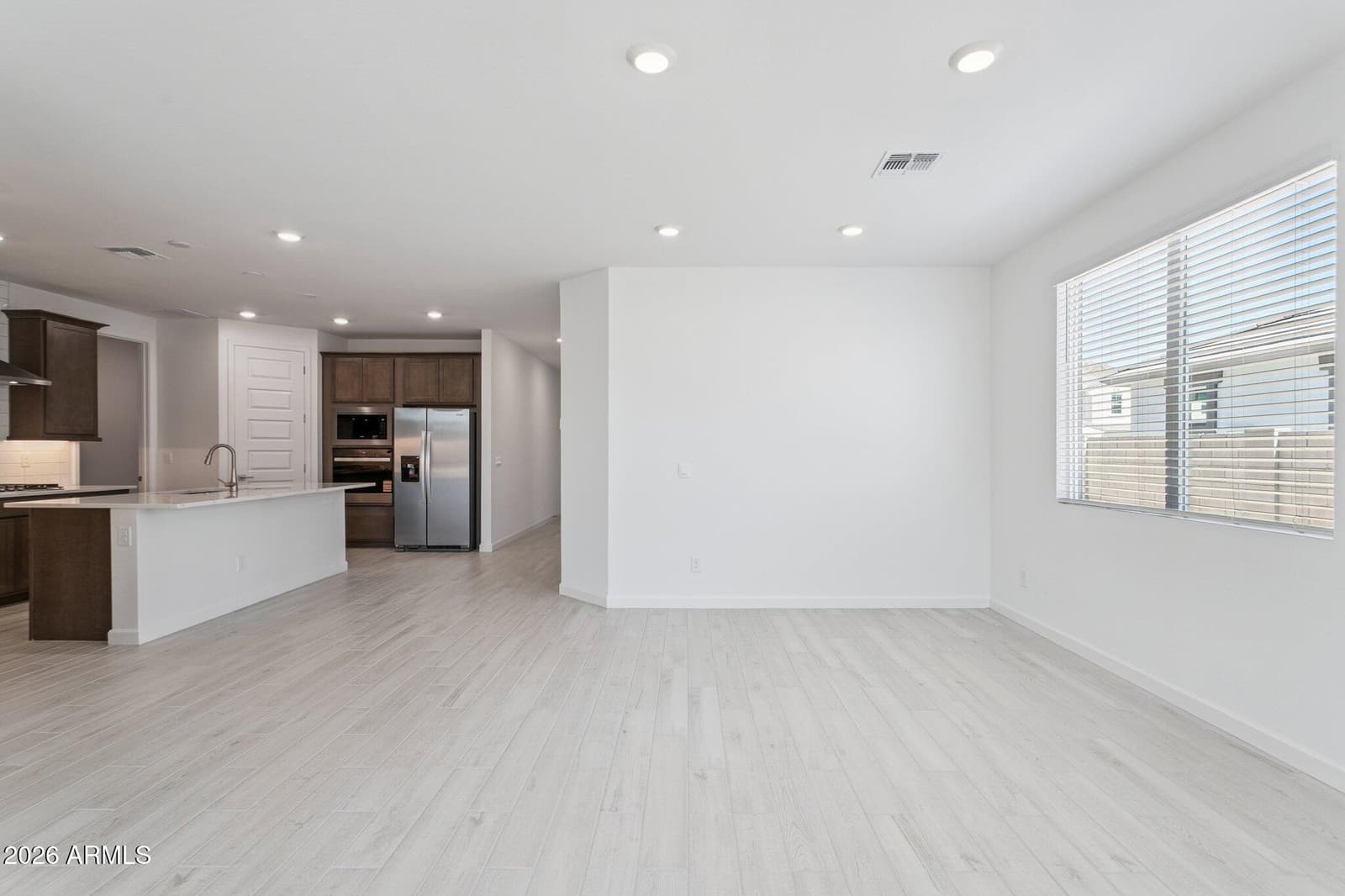 27465 N 69TH Lane, Peoria, AZ 85383 — photo 15 of 30