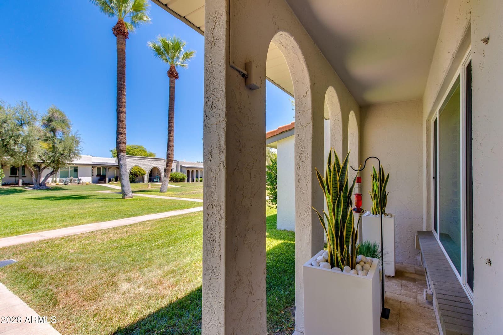 8323 E KEIM Drive, Scottsdale, AZ 85250 — photo 4 of 38