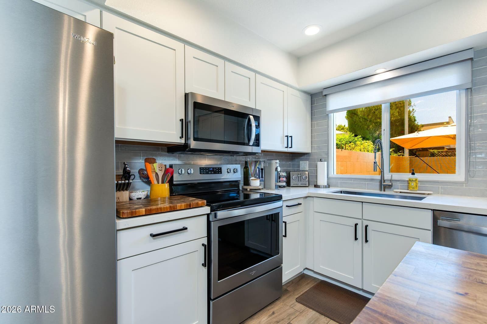 8323 E KEIM Drive, Scottsdale, AZ 85250 — photo 12 of 38