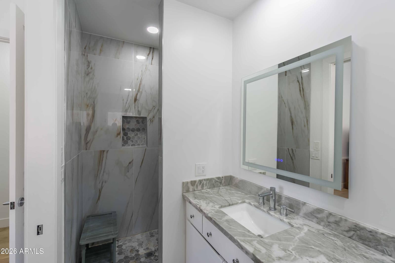 10151 E COCHISE Drive, Scottsdale, AZ 85258 — photo 10 of 24