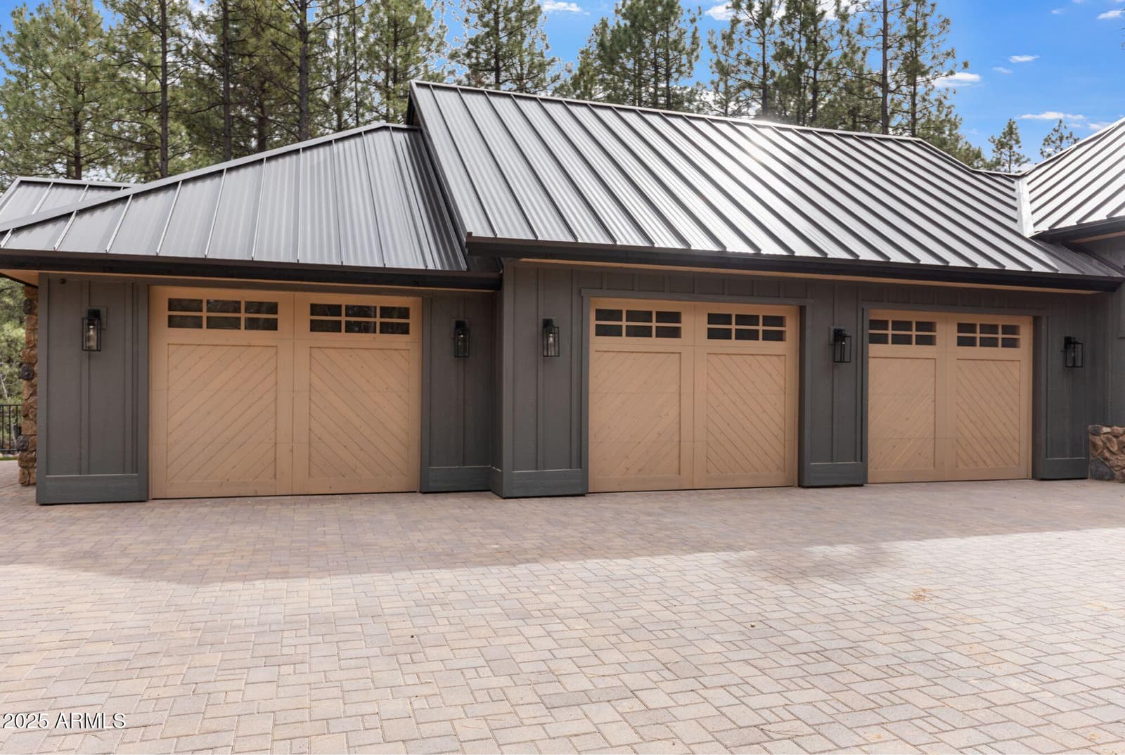 500 MULE SPRINGS Trail, Forest Lakes, AZ 85931 — photo 9 of 81